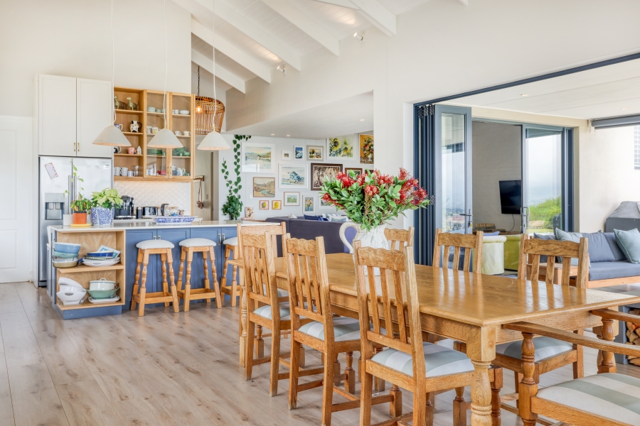 4 Bedroom Property for Sale in Stonehurst Mountain Estate Western Cape